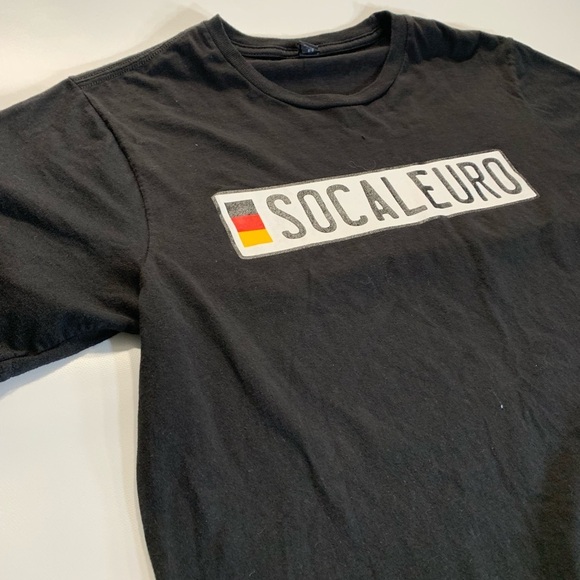 District Very Important Tee | SoCal Euro Black T-Shirt - Picture 6 of 8